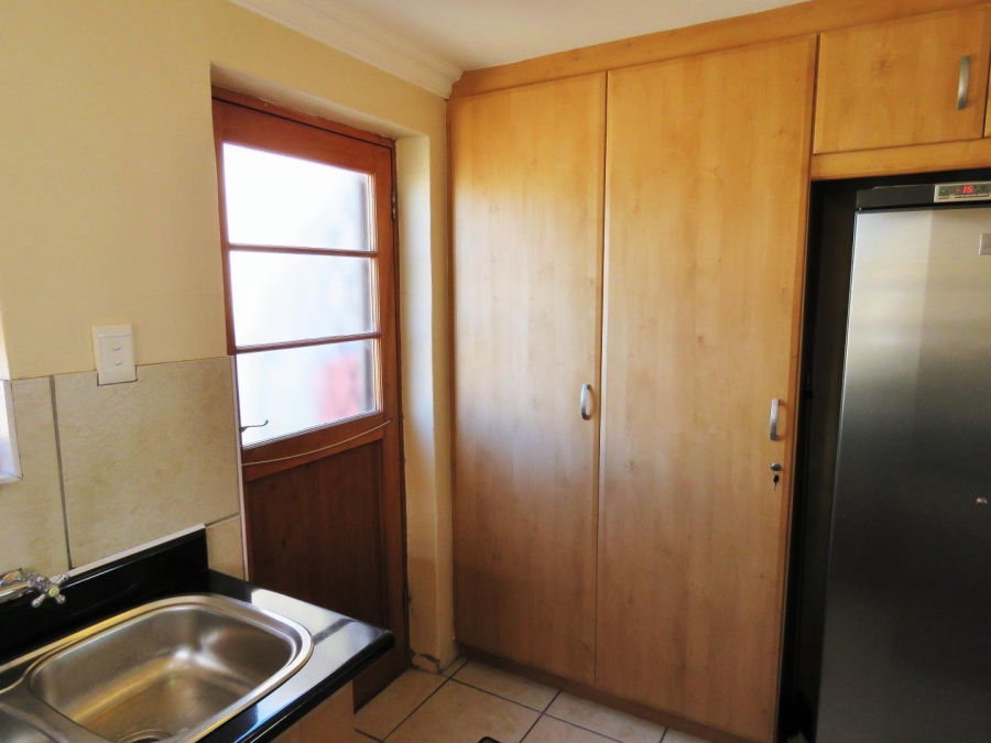9 Bedroom Property for Sale in Waterfront Western Cape